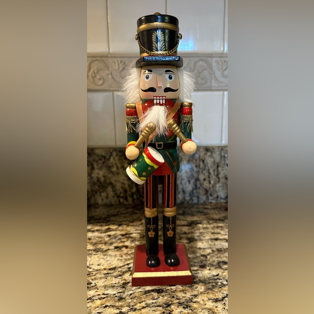Wooden Nutcracker Decorative Christmas￼ Green Drummer 12” New